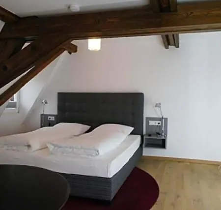 Ottheinrich 4*
