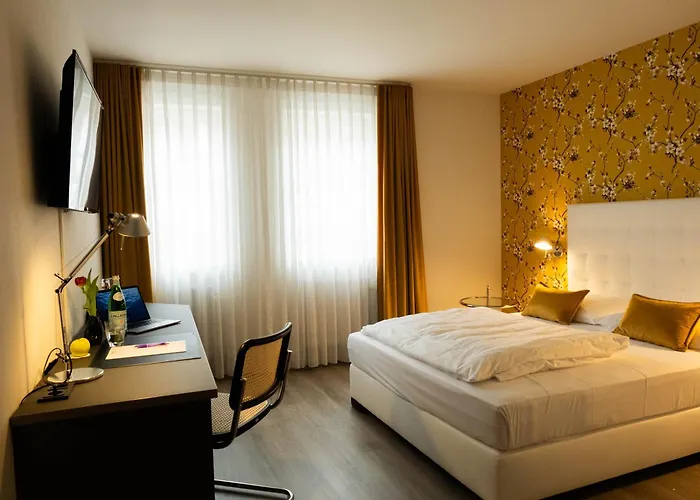 Hotel Ottheinrich 4*